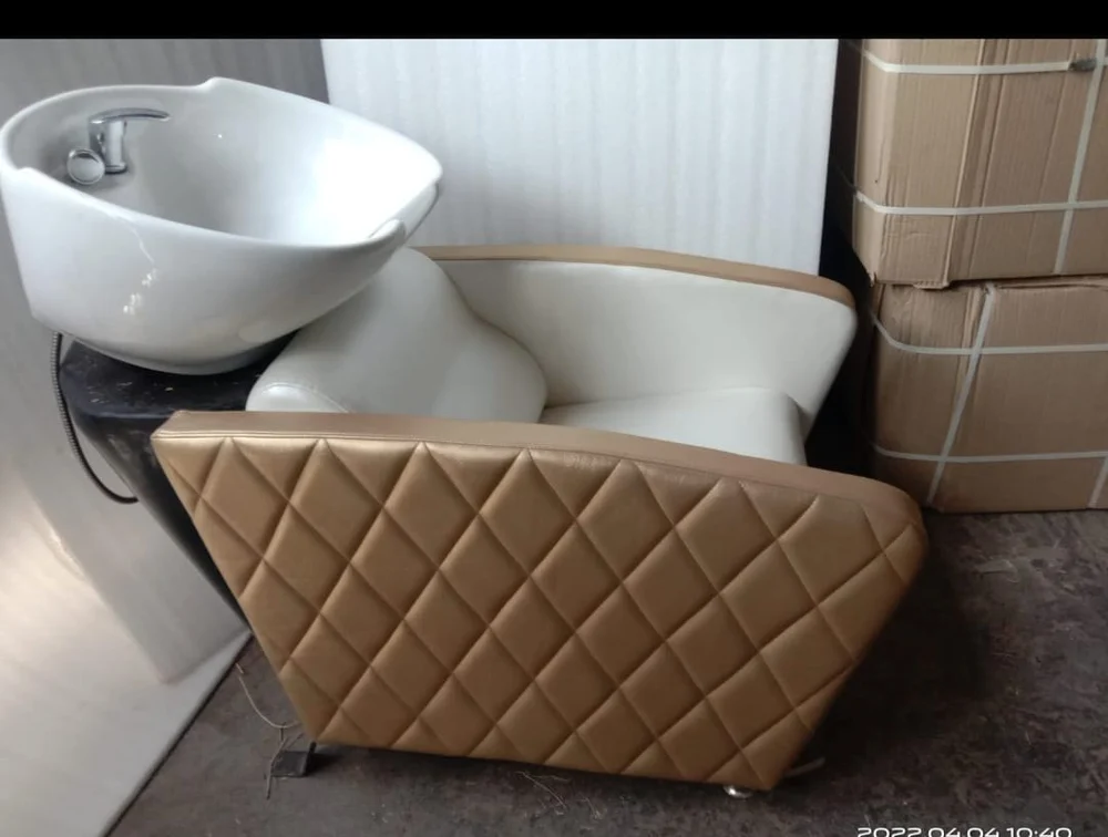 Diamond Duck Shampoo Station