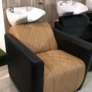 Plane Shampoo Station