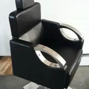 Royal D Chair